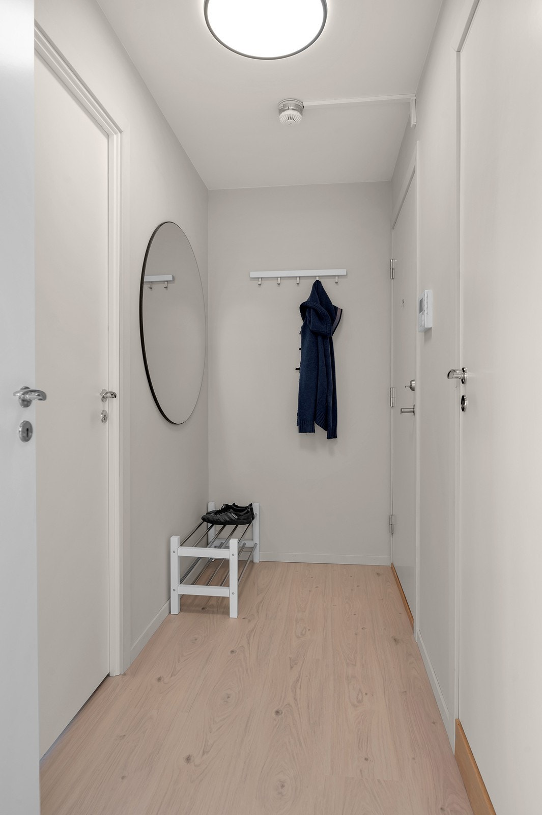 Det følger med 2 boder (loft/kjeller). Velkommen inn! Galleribilde