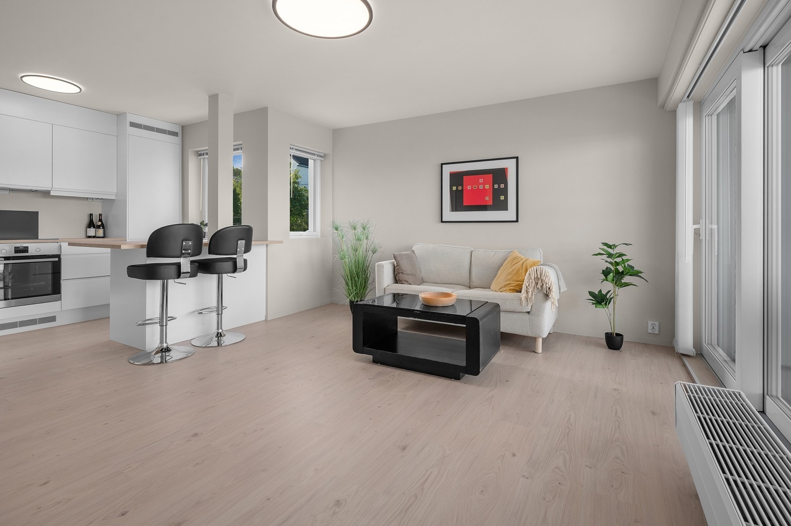 Kjøkken, bad, tak, vegger, gulv, elektrisk, rør og andre oppgraderinger er utført fra ca. august 2024 til ca. mai 2025. Galleribilde