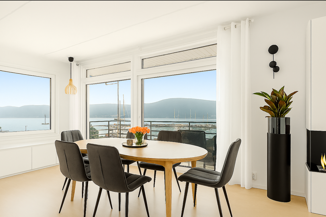 Fra spisestuen kan man nyte fantastisk utsikt. Galleribilde