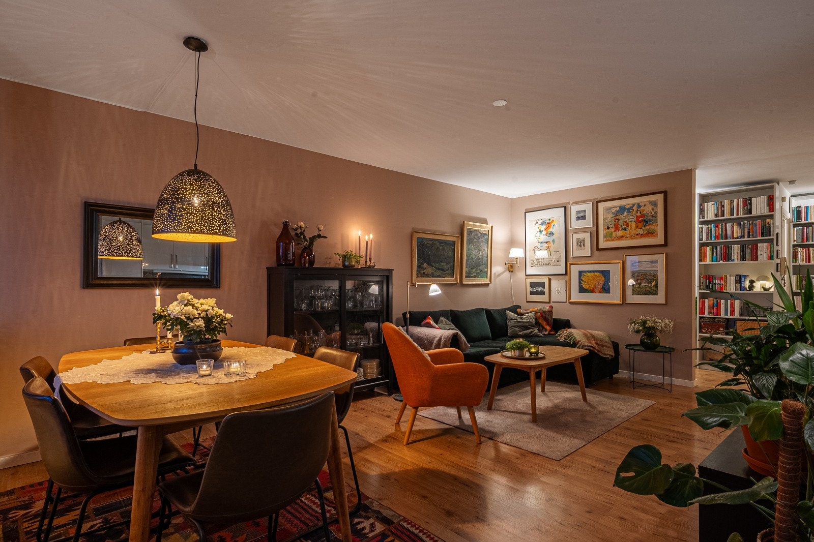 Tv og bredbånd er inkludert i felleskostnader. Galleribilde