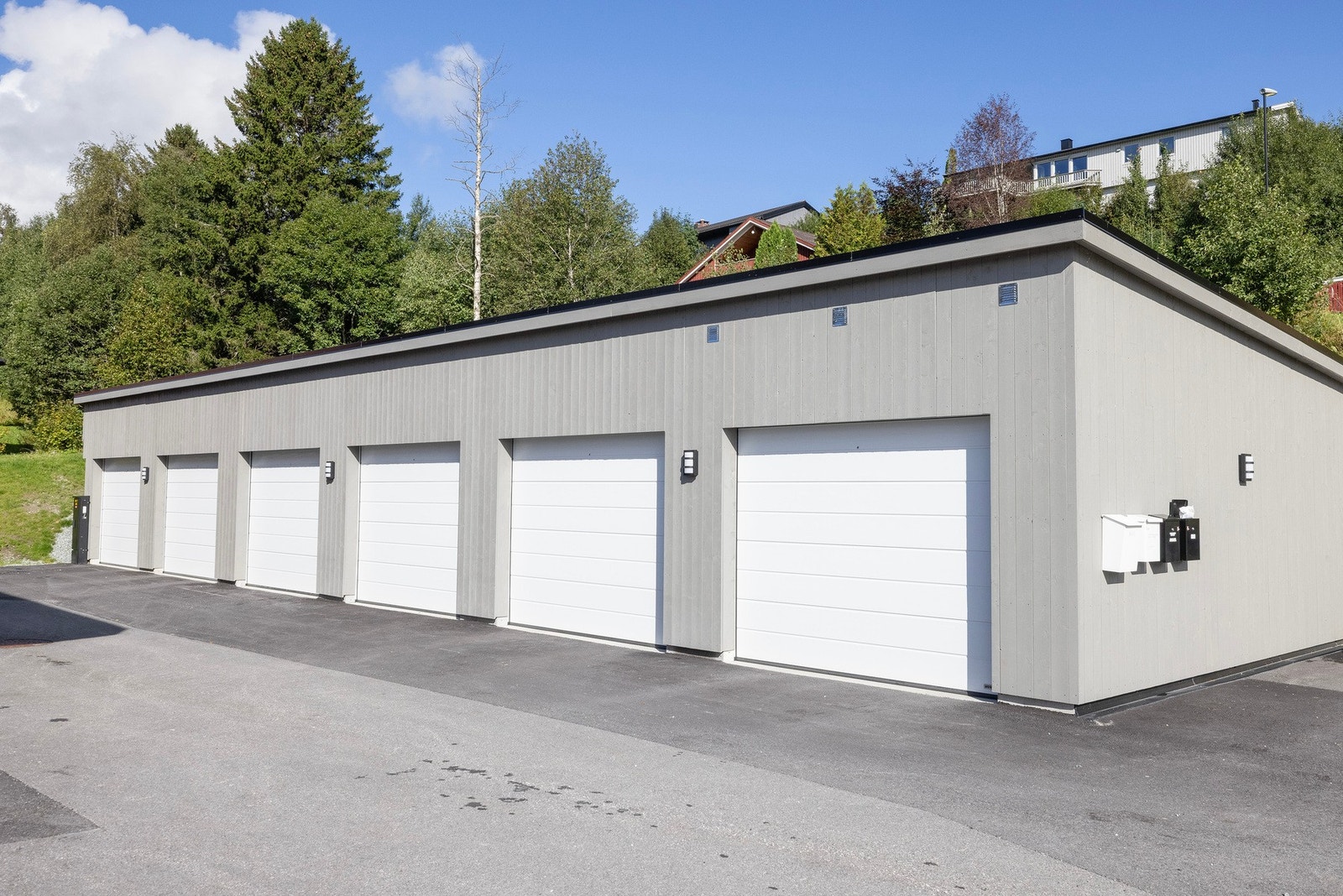 Carporter felles for borettslaget Galleribilde