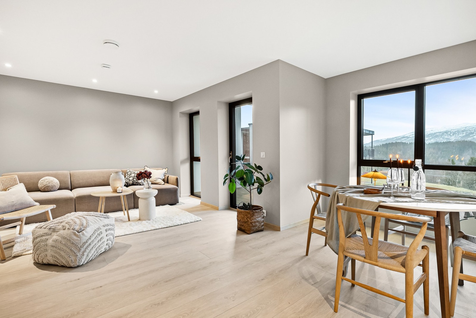 Delikat og innbydende leilighet med moderne løsninger Galleribilde