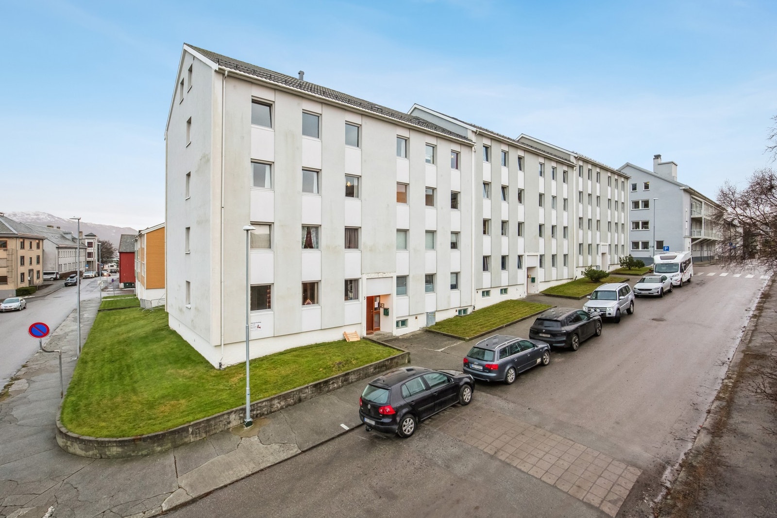 Flott 4-roms leilighet i Allanengen Borettslag med meget sentral beliggenhet i Kristiansund Galleribilde