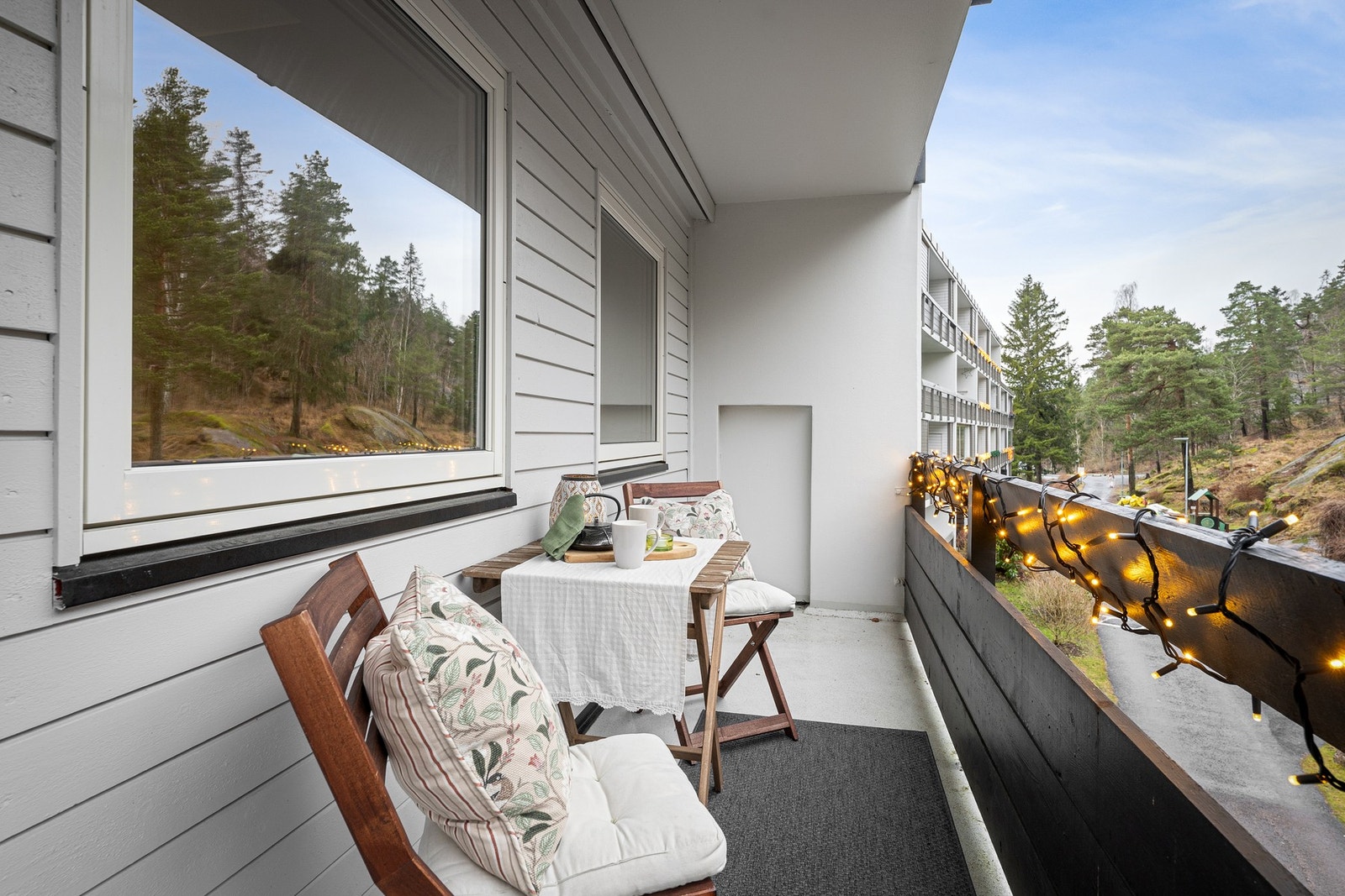 Balkongen er målt til 9 m2. Galleribilde