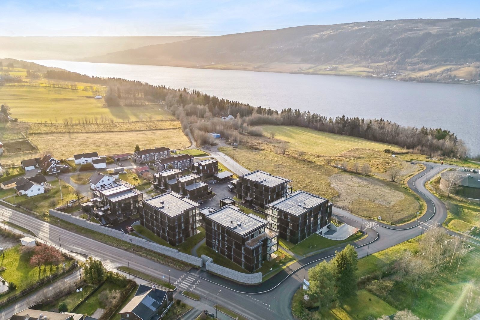 Sameiet Hagejordet har en flott beliggenhet på Søre Ål Galleribilde