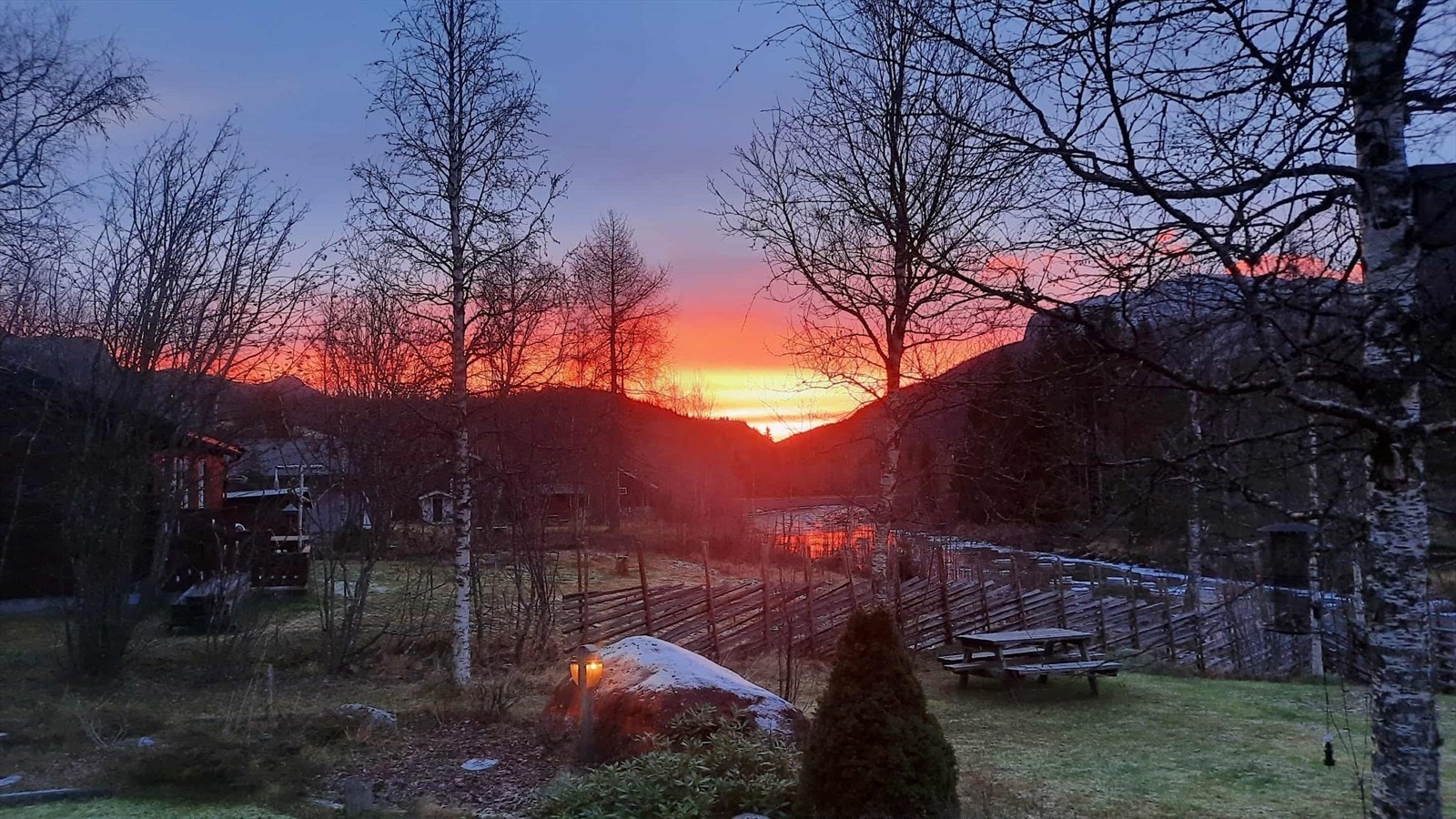 Magiske farger i soloppgangen! Galleribilde