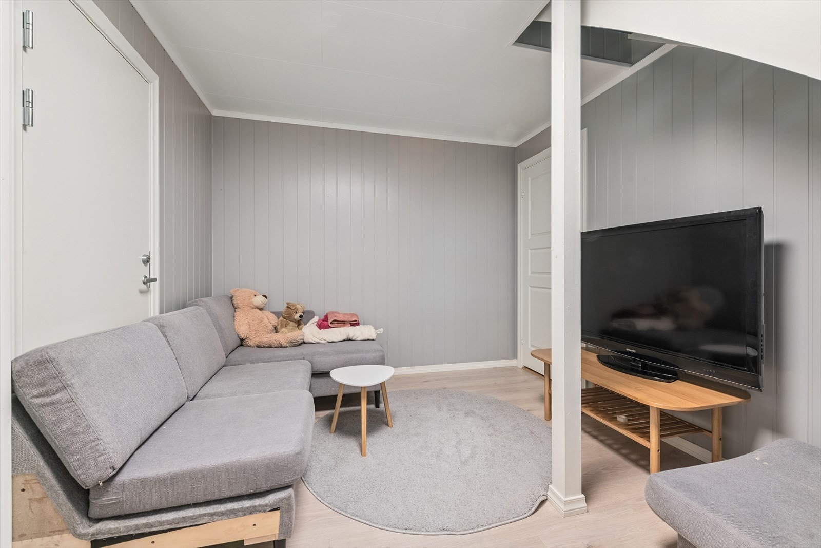 Trapperom i underetasje som tilhører hoveddelen. Galleribilde