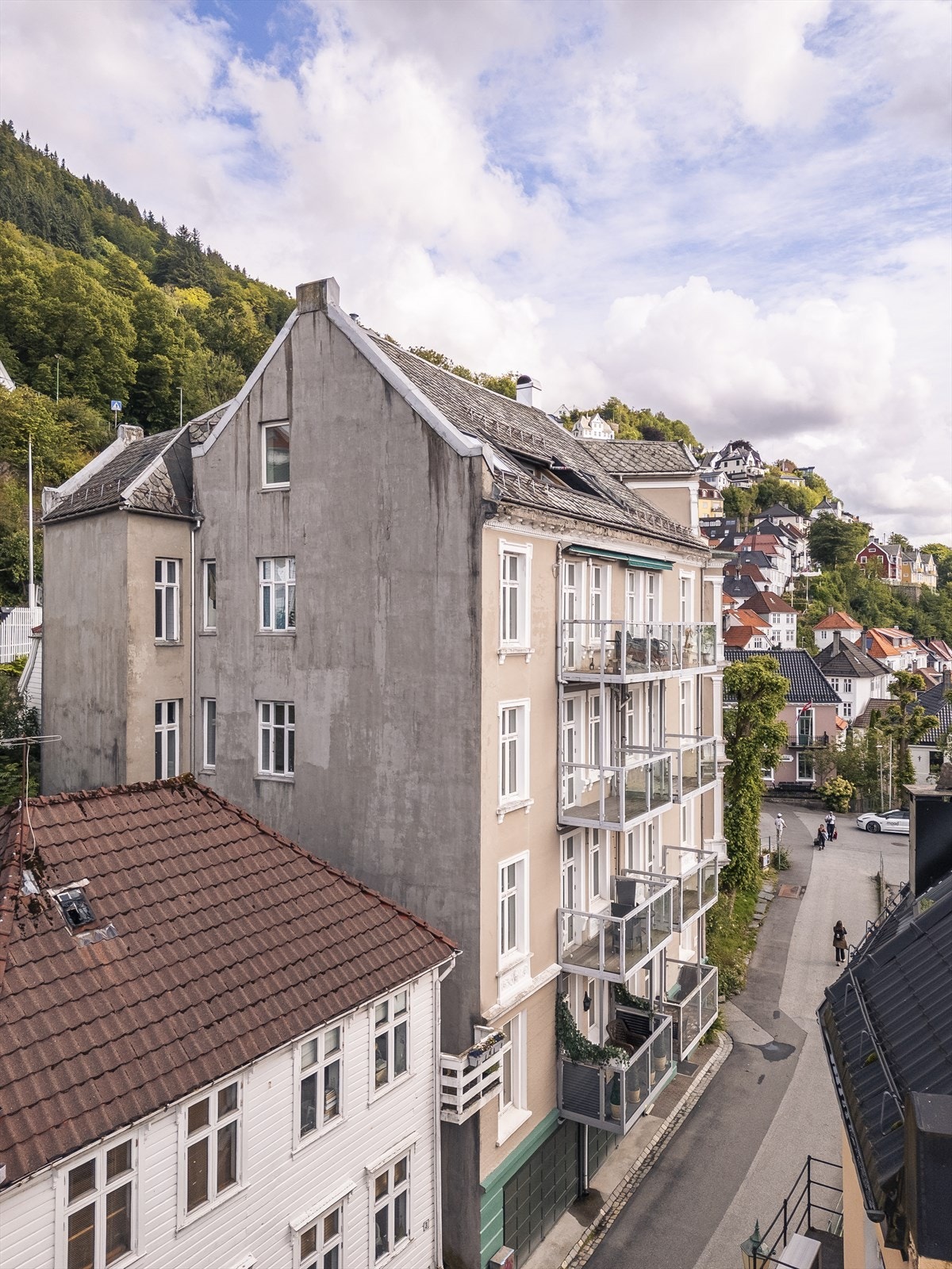 Det ble i 1991 bygget balkonger Galleribilde