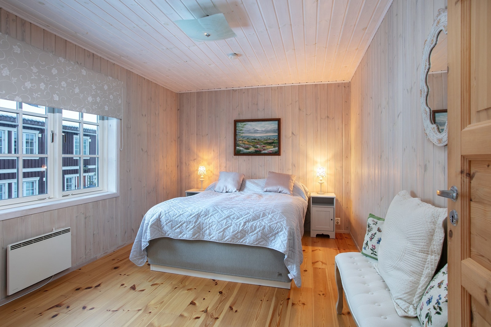 Romslig soverom nr 1 Galleribilde