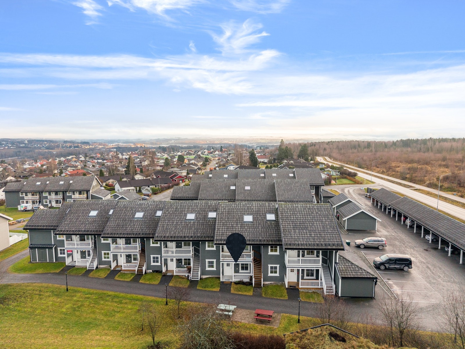 Velkommen til Østlia 14, presentert av Henrik Busterud. Foto: Kim Rognmo Galleribilde