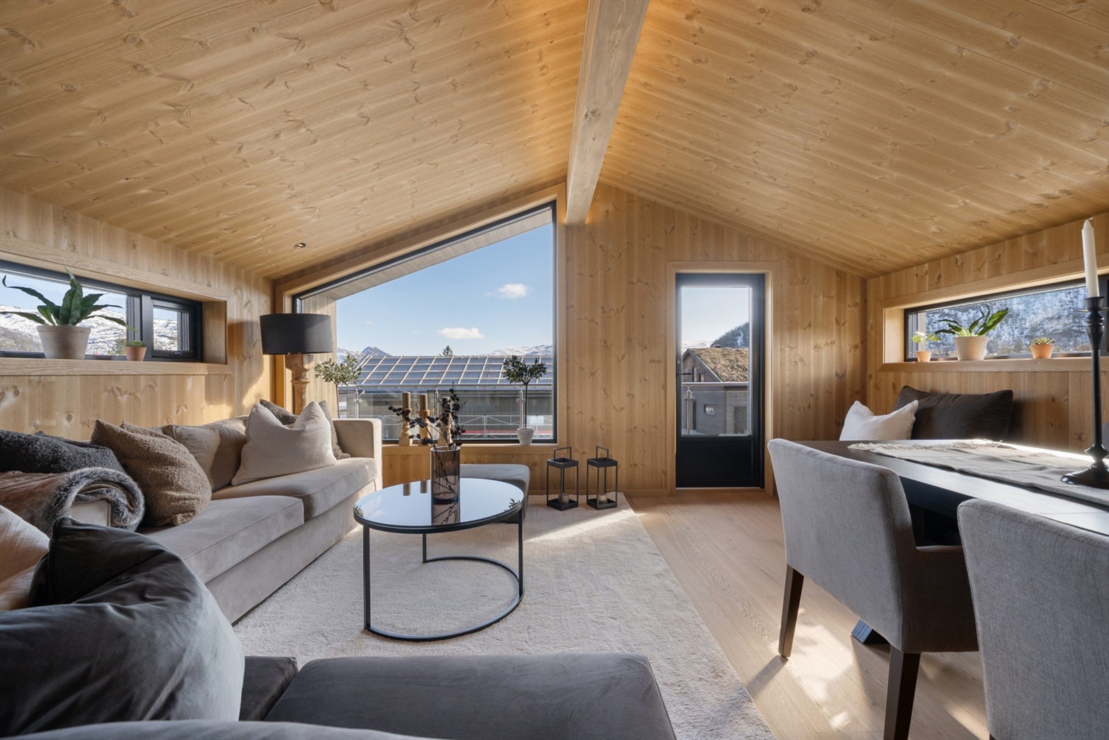 - Velkommen til Dyregrenda Sør 74 - Galleribilde