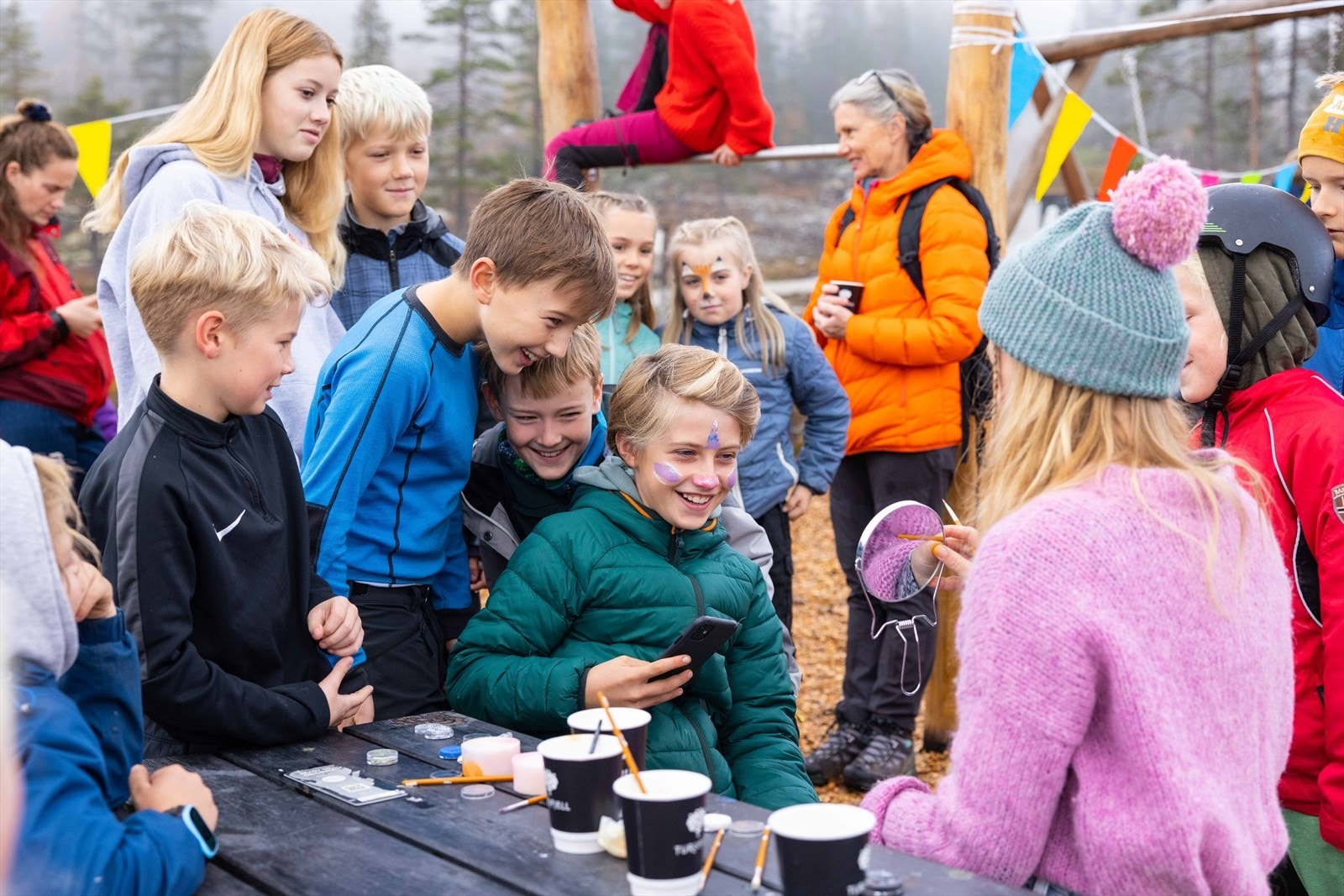 Høstmarkedet er et av mange populære arrangementer gjennom a ret.jpg Galleribilde