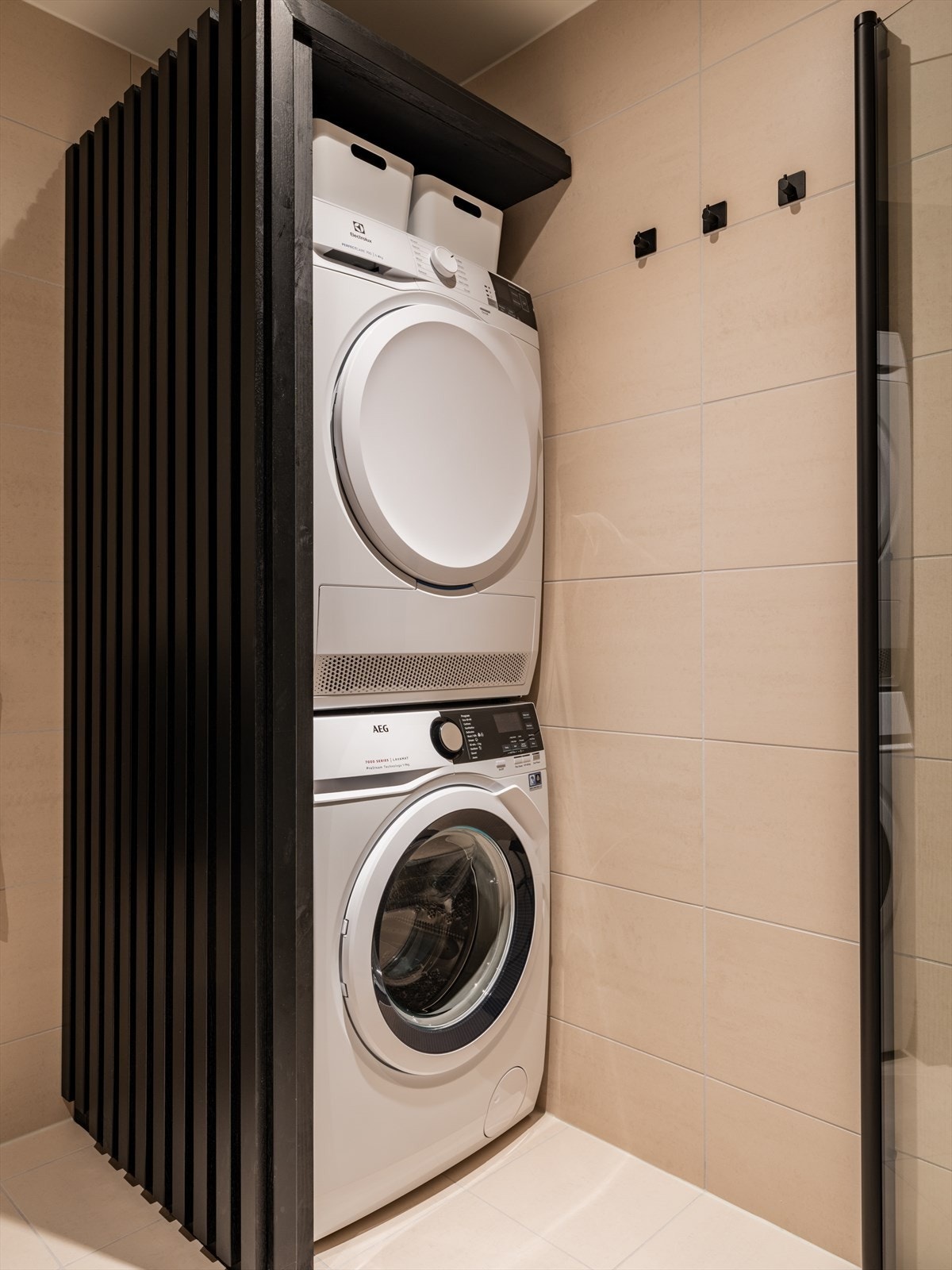 Egen nisje for vaskemaskin og tørketrommel Galleribilde