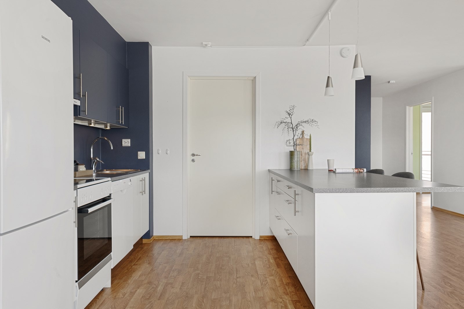 Tilrettelagt for frittstående hvitevarer. Galleribilde