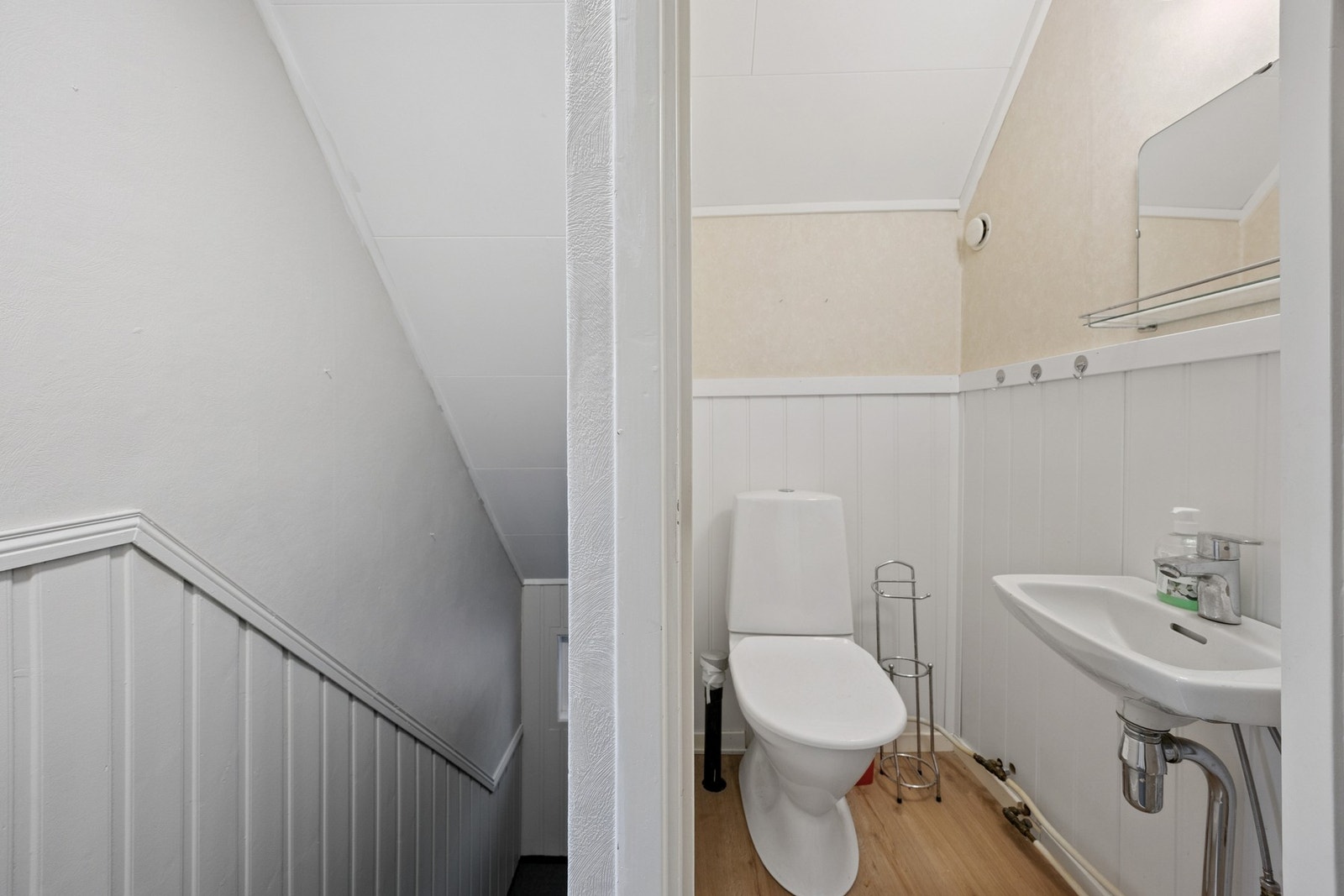 Toalett Galleribilde