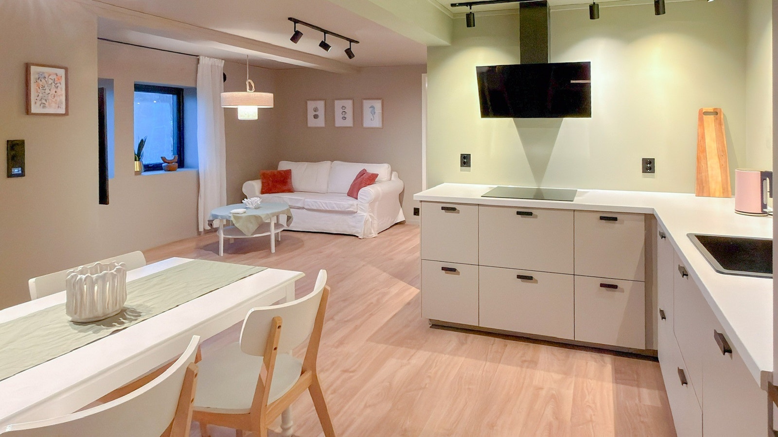 Åpen stue/kjøkken-løsning Galleribilde