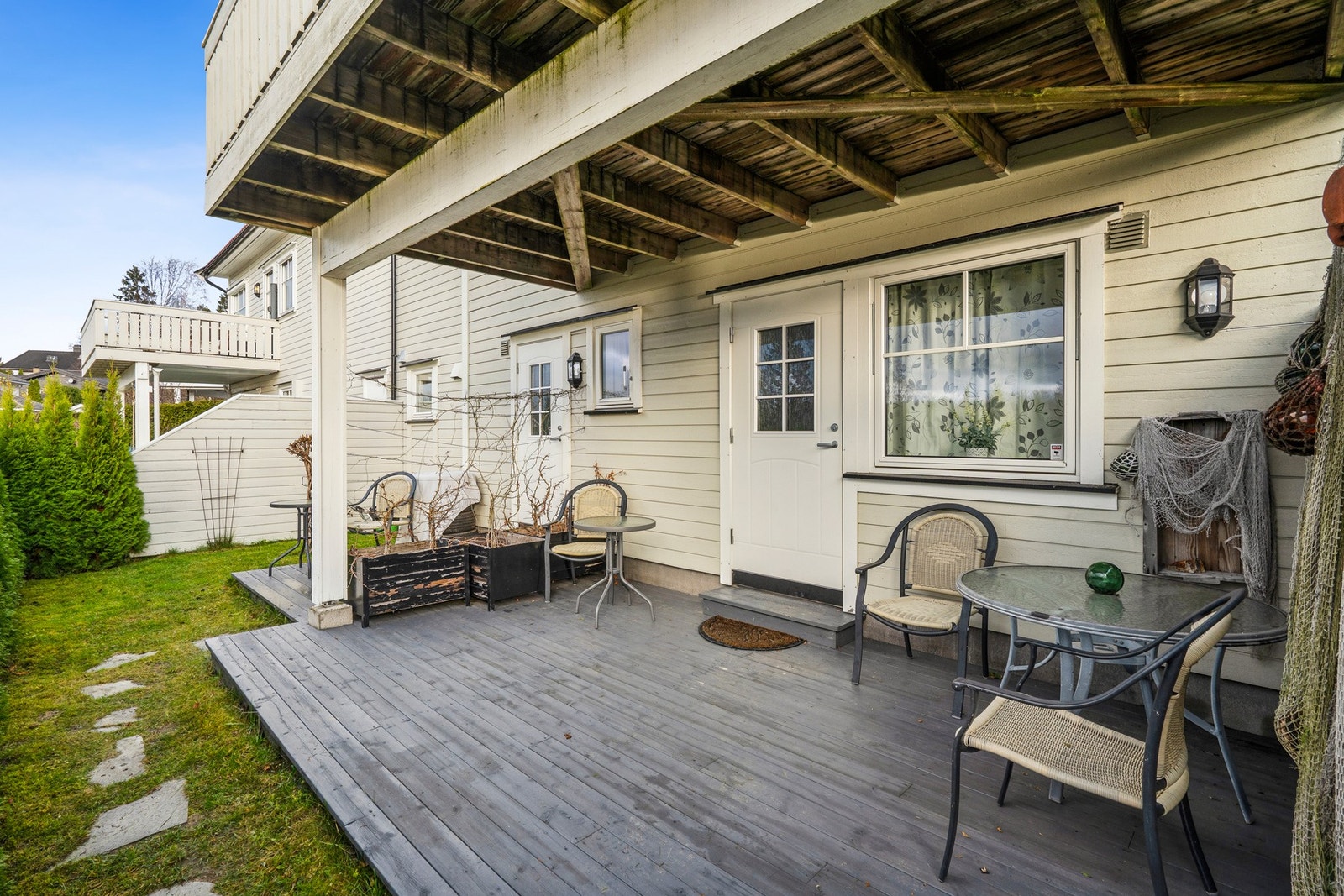 Fasade: utleiehybler Galleribilde