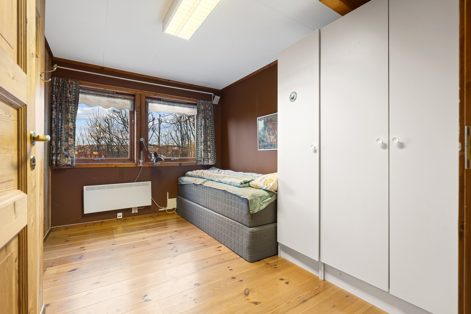 Soverom 3 er på ca. 10 m² med god plass til garderobeskap. Galleribilde