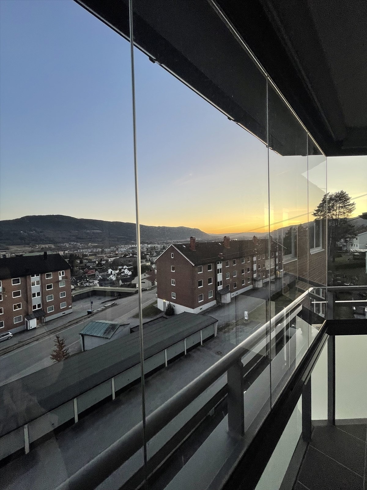 Utsikt (Foto tatt av selger) Galleribilde