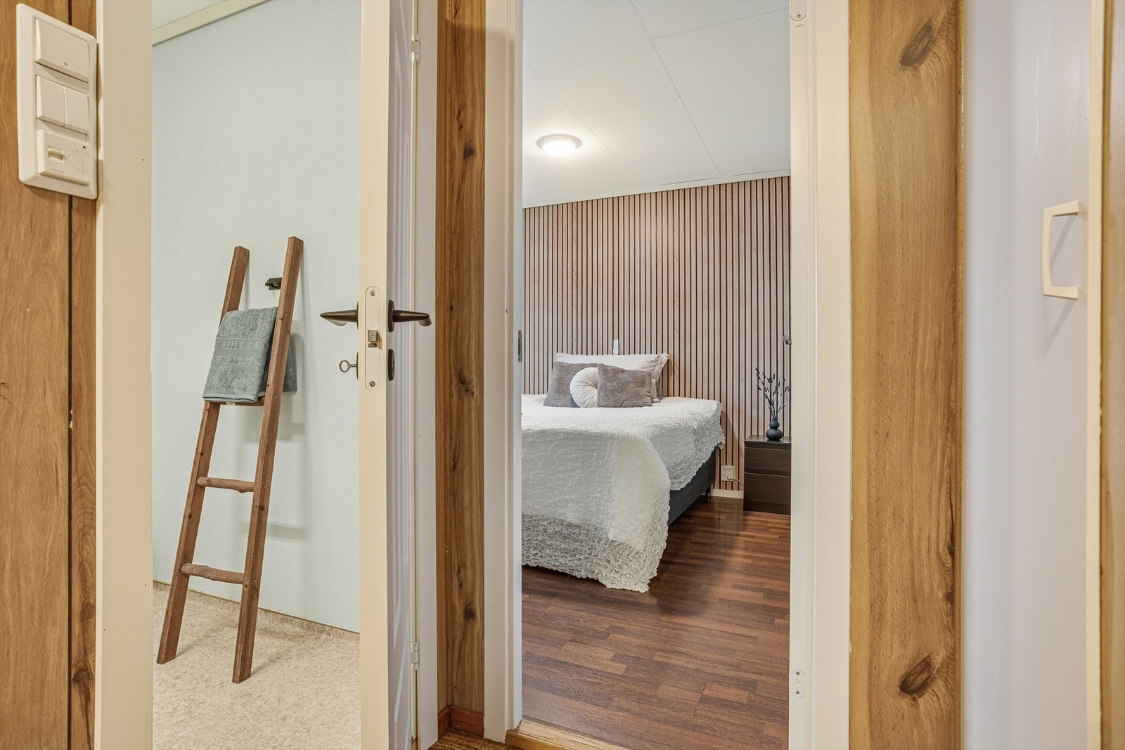 Badet ligger like ved hoved soverommet. Galleribilde