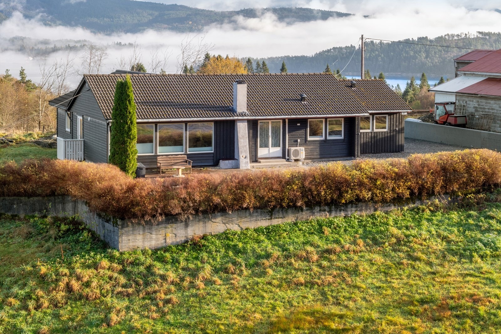 Enebolig på et plan med hele 5 soverom og stor stue. Galleribilde