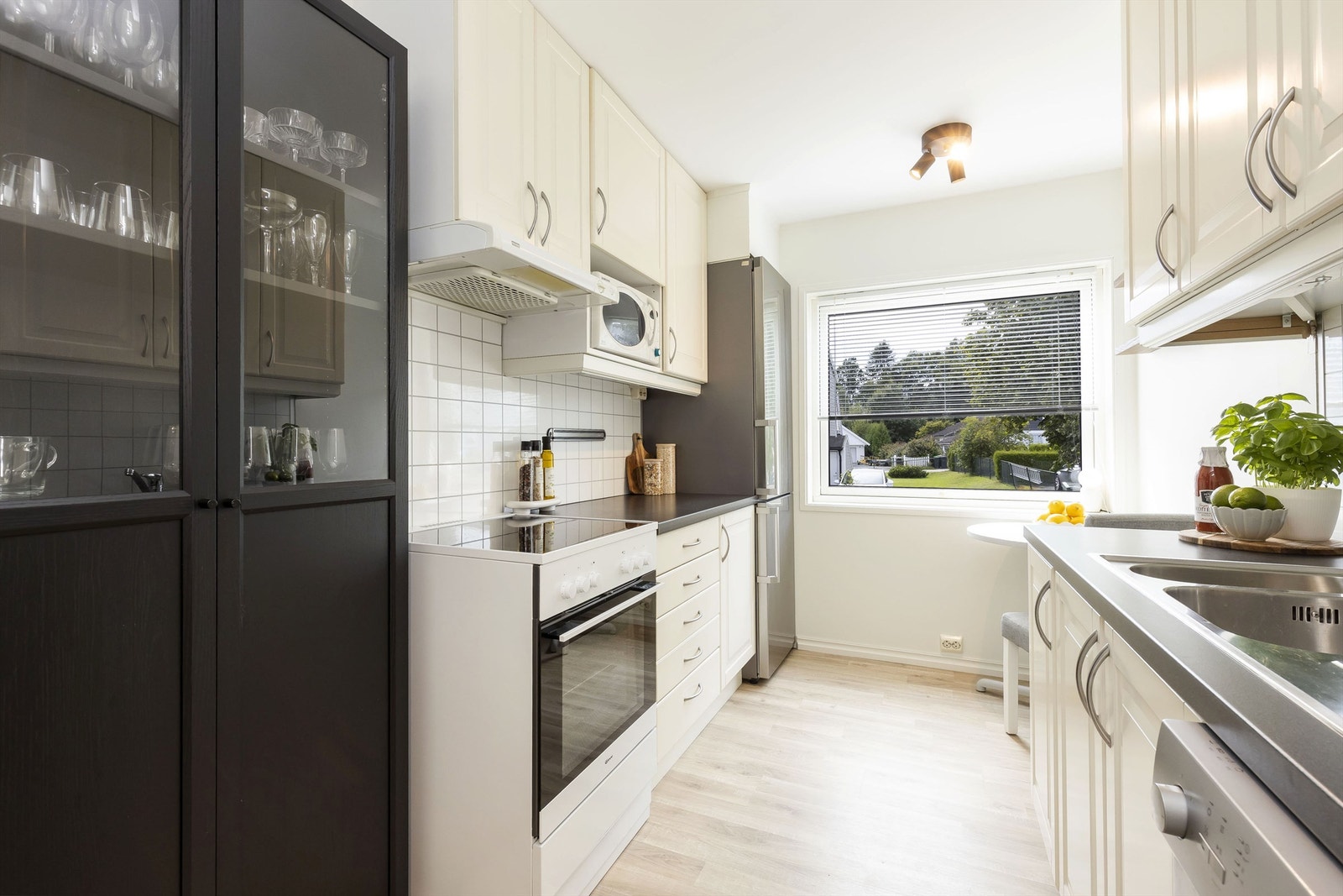 Nyere kjøkken fra Ikea Galleribilde