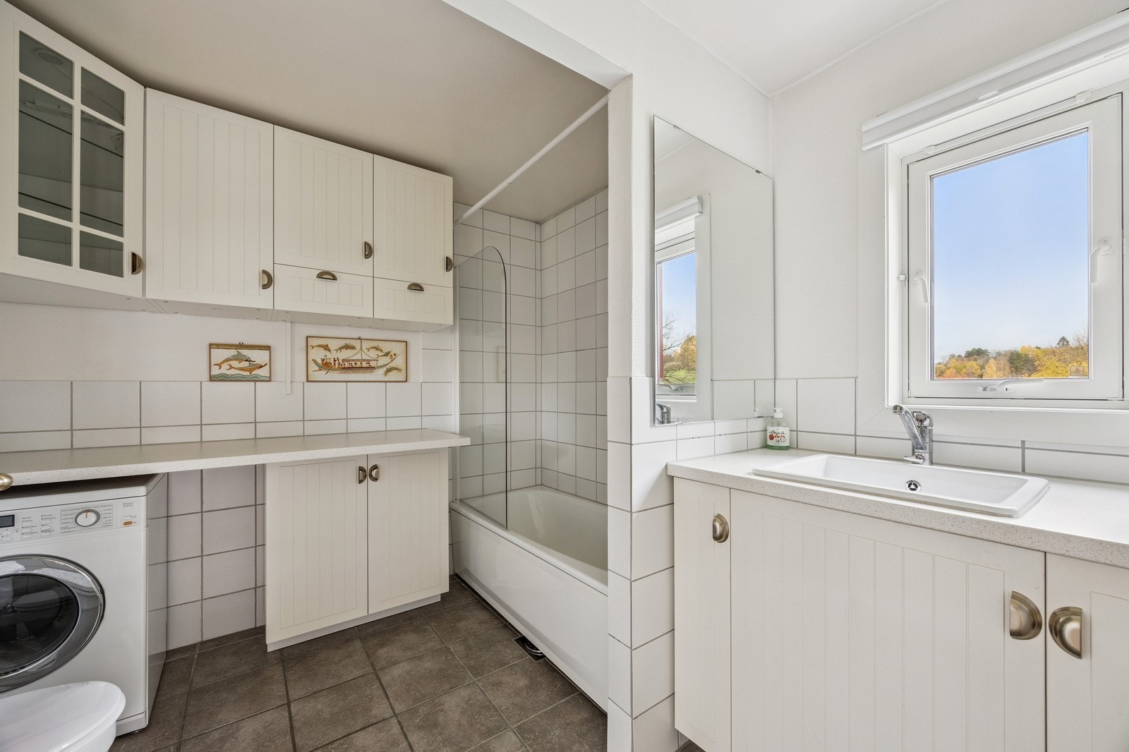 Bad / Vaskerom Galleribilde