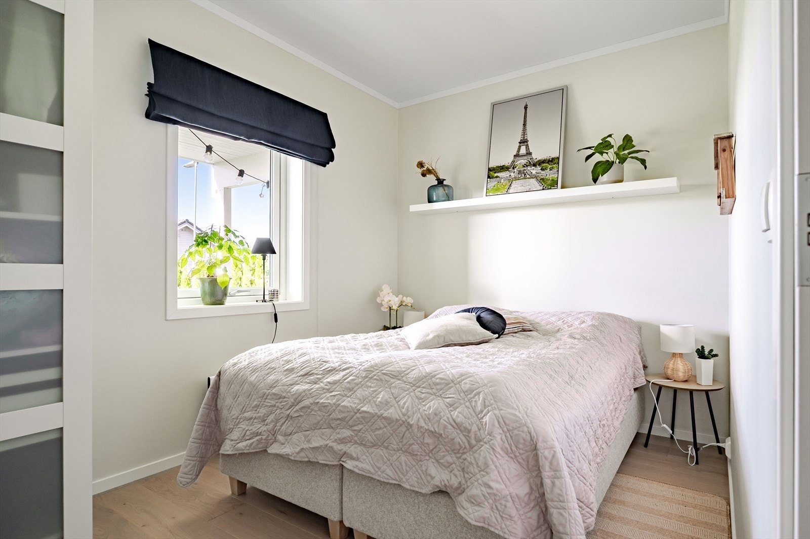 Soverom. Galleribilde