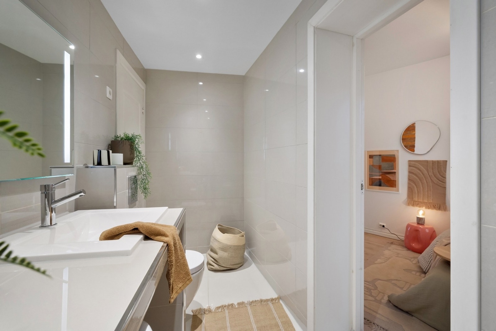 Bad med opplegg til vaskemaskin Galleribilde