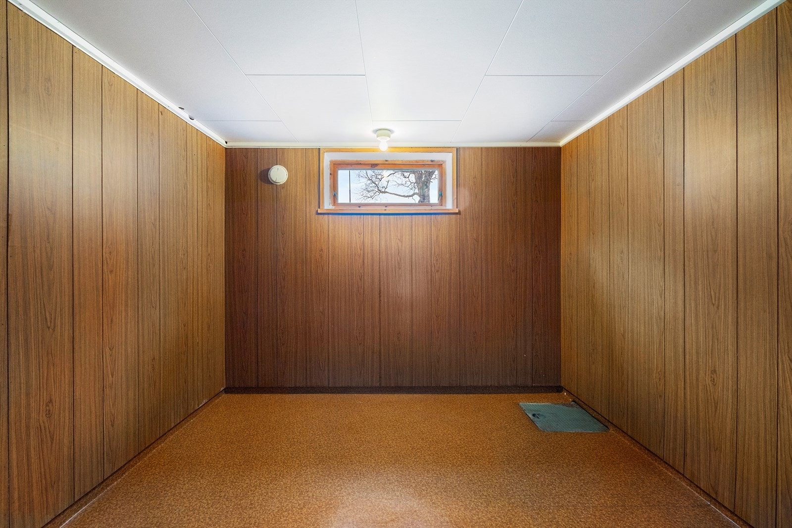 Bod i underetasjen. Galleribilde