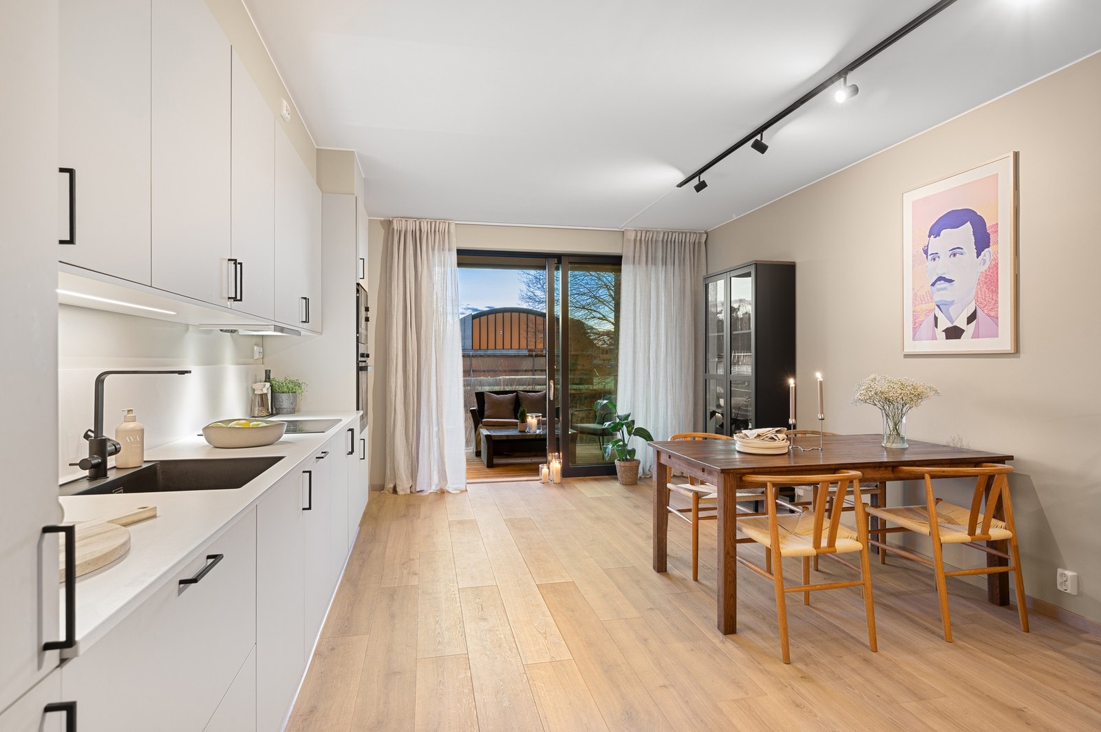 Leiligheten har både fjernvarme og balansert ventilasjon. Galleribilde