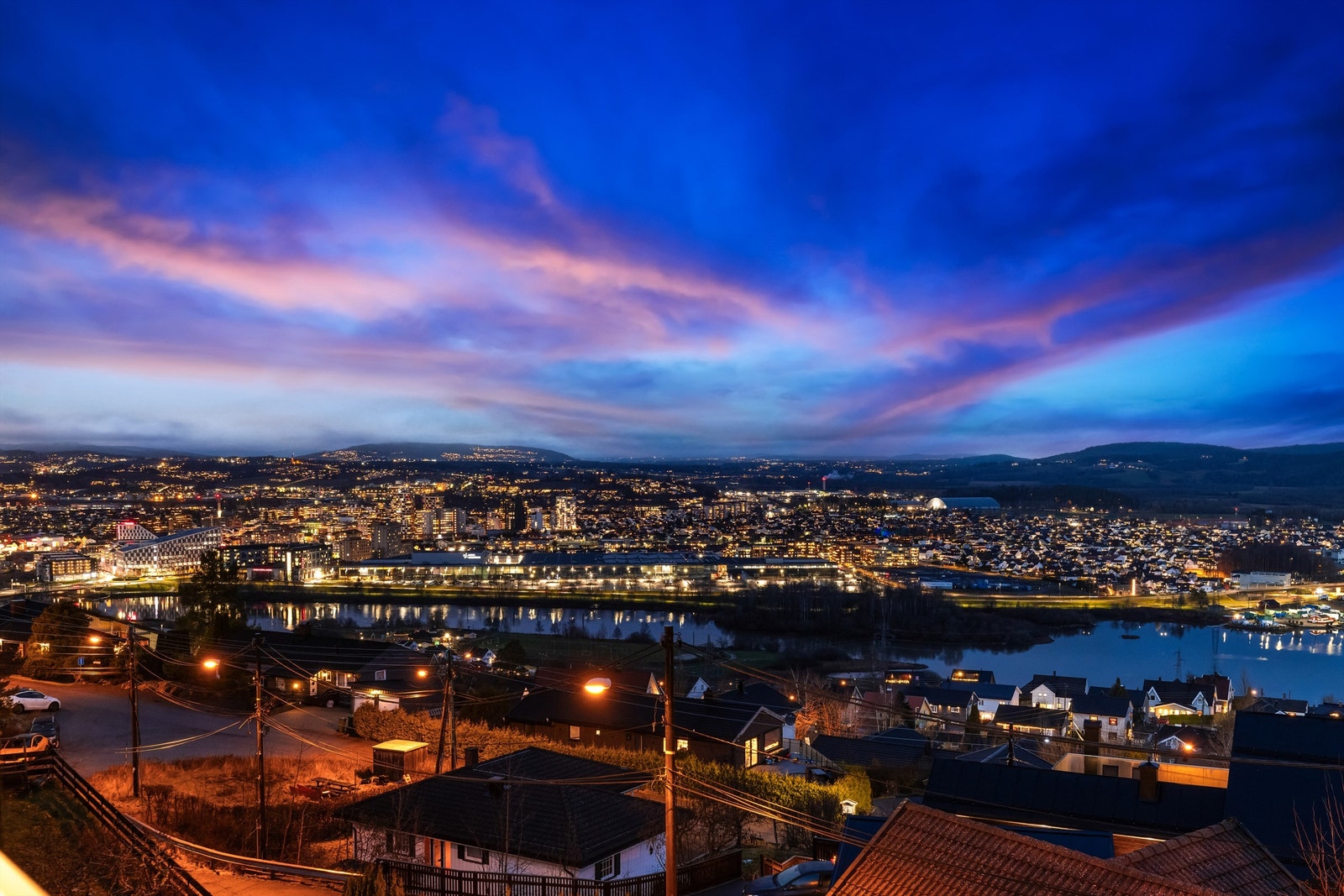 Fra takterrassen har du flott utsikt utover Lillestrøm sentrum Galleribilde