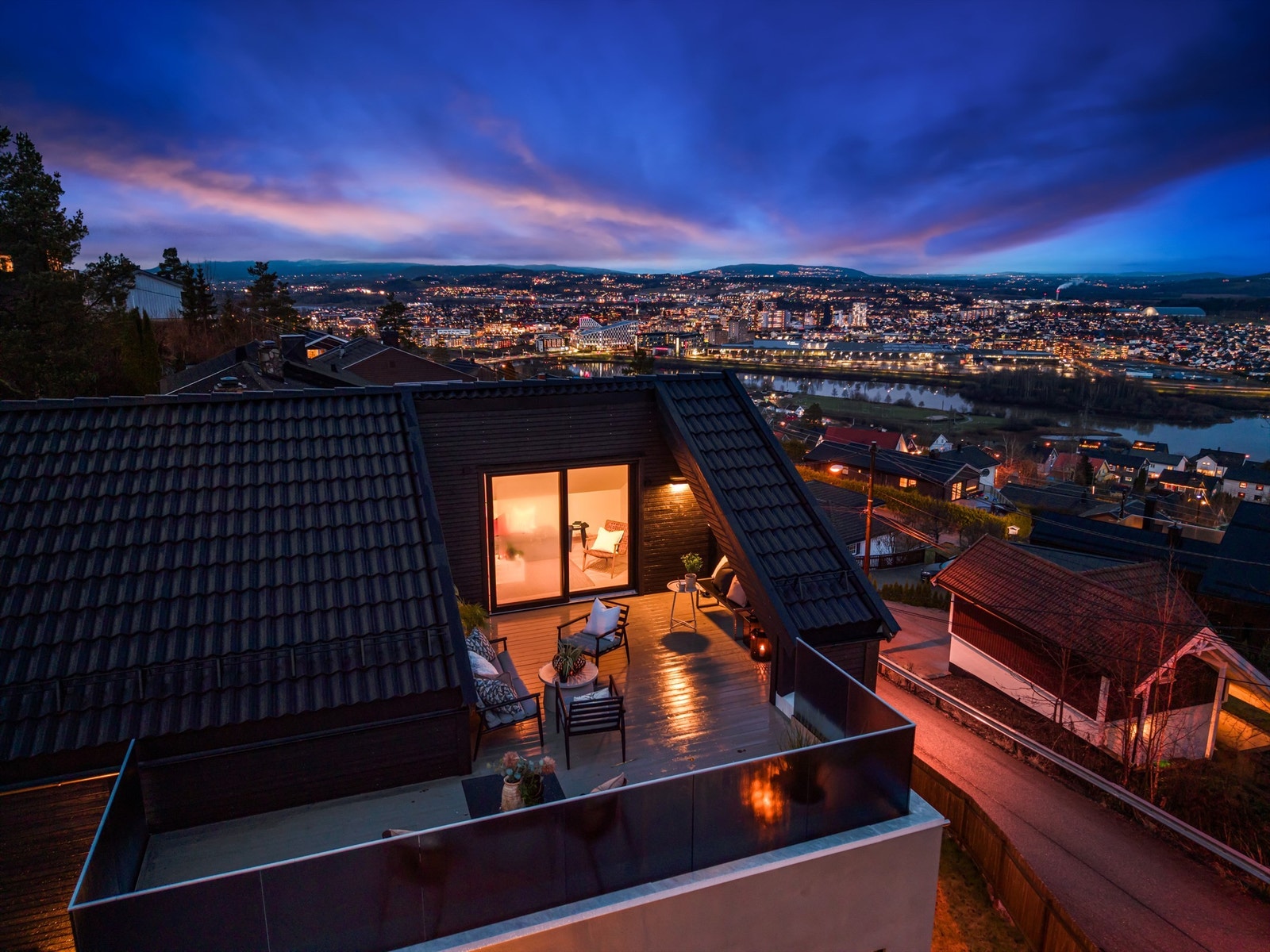 God utsikt utover Lillestrøm Galleribilde