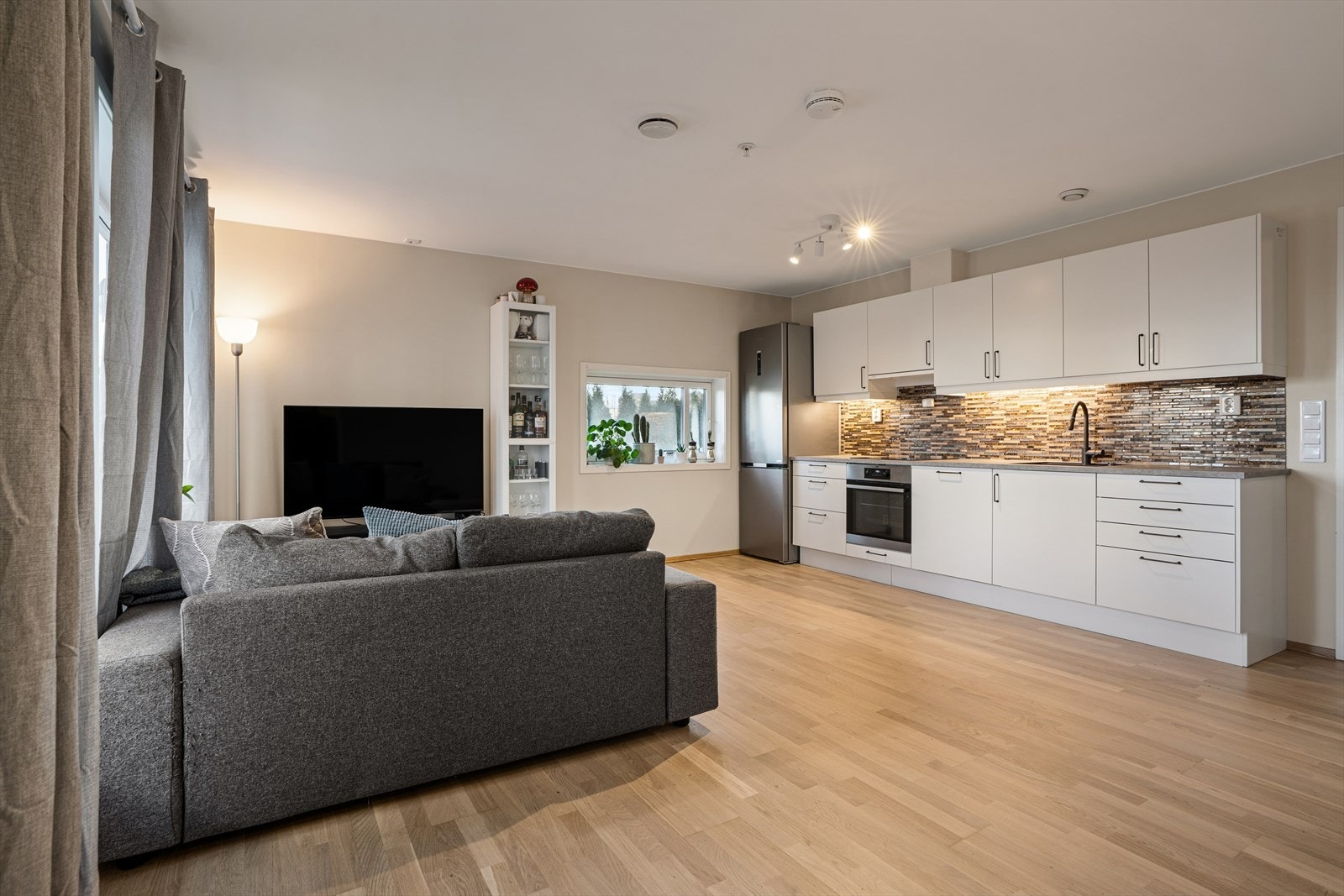 Boligen har balansert ventilasjon samt varmepumpe! Galleribilde