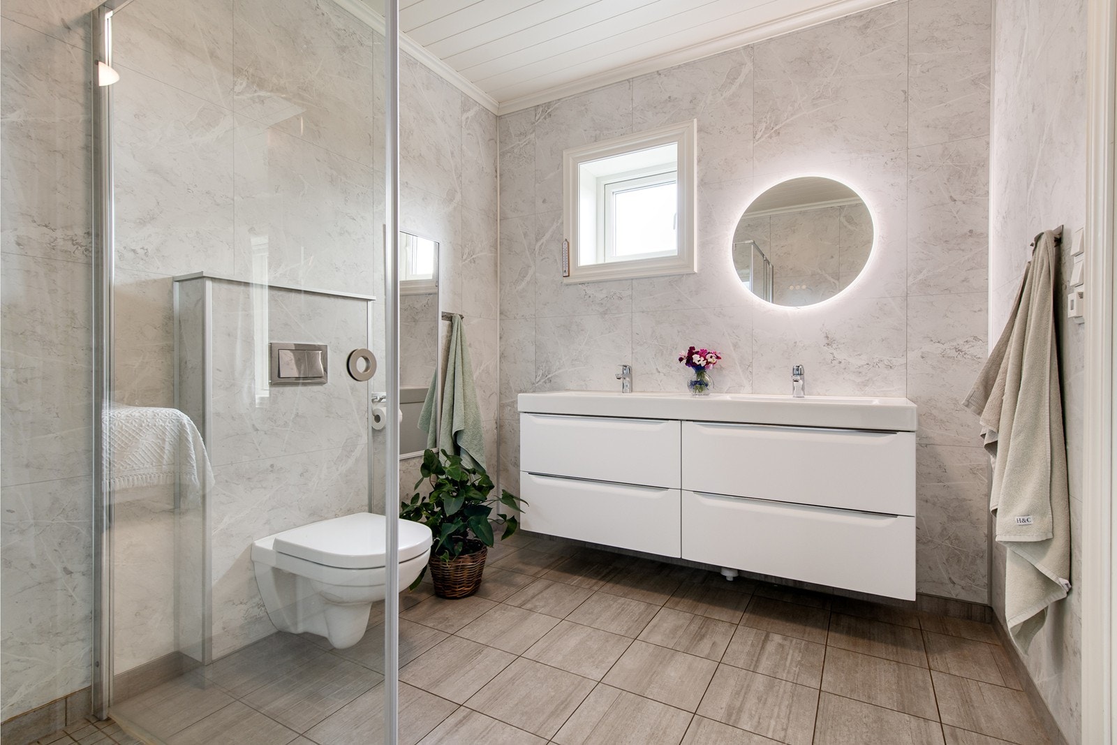 Moderne baderom Galleribilde