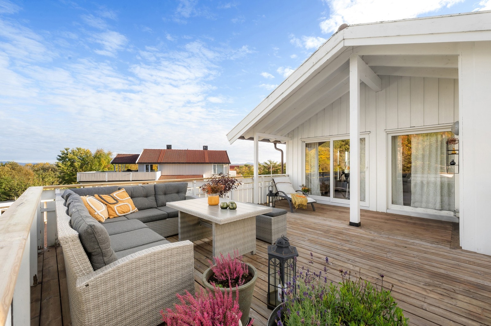Takterrasse på 24,9 m² gir flotte muligheter for uteplass med utsikt. Galleribilde