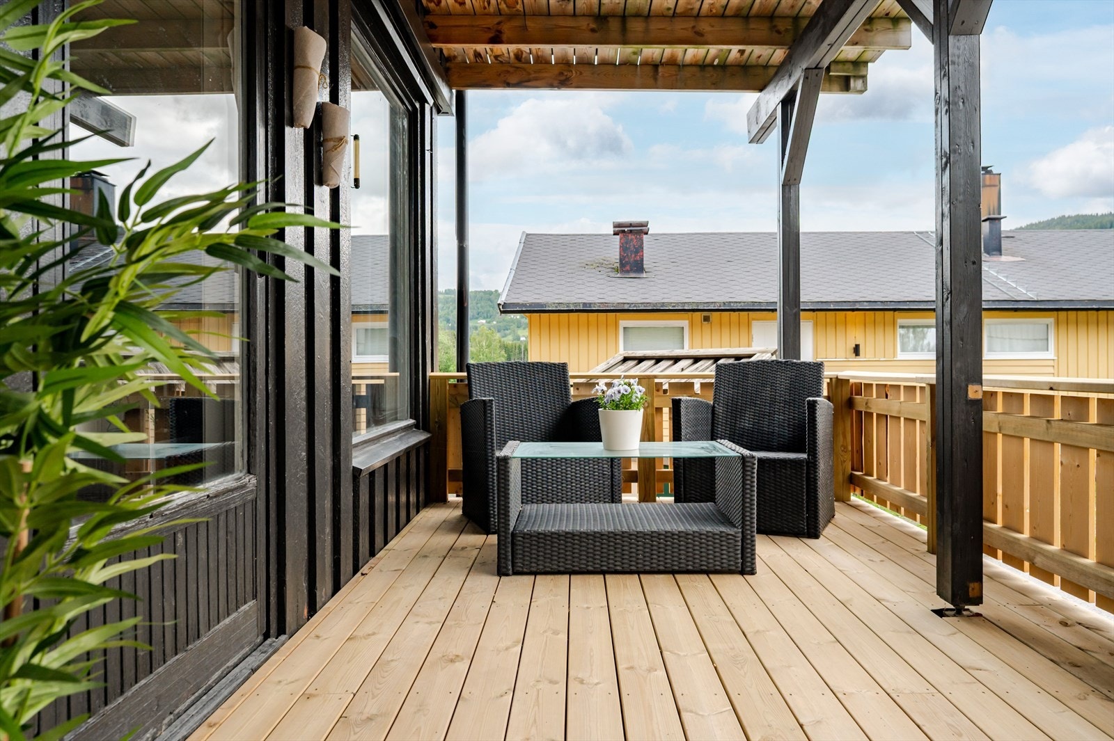 Terrasse. Galleribilde