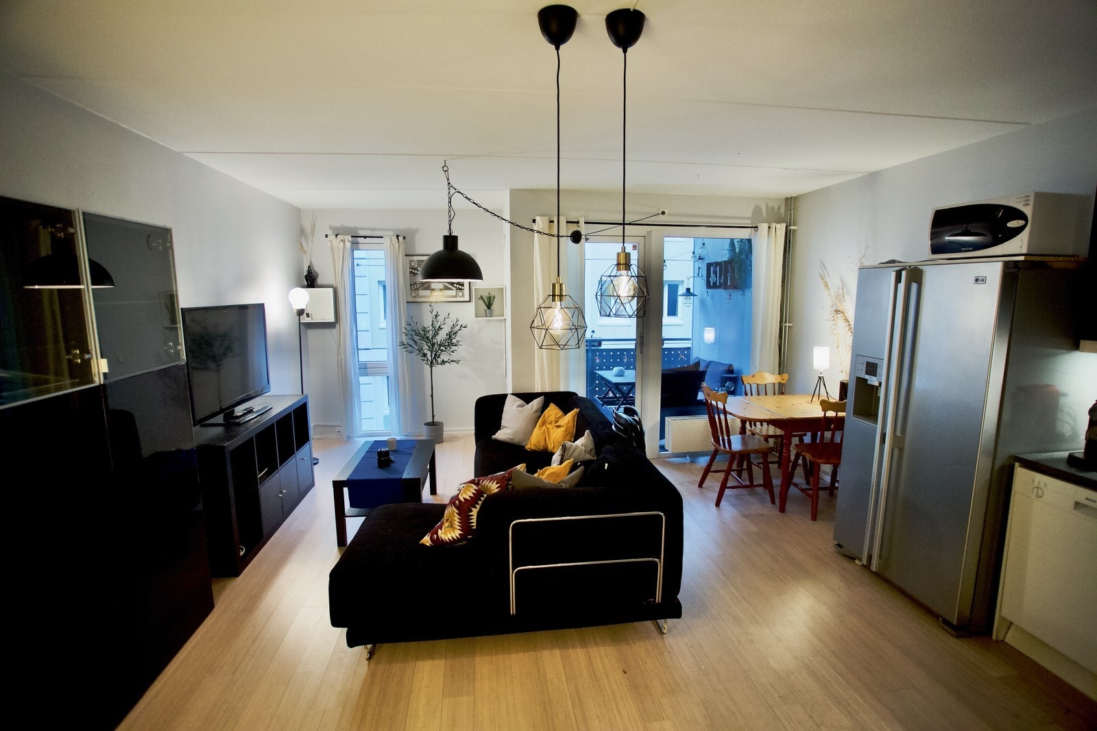 Velkommen til Osterhaus` gate 16! Galleribilde