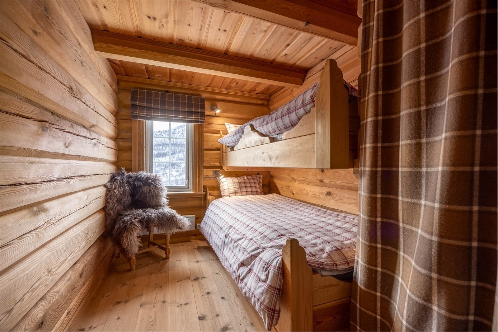 Soverom 2 i hovedetasjen med familievennlig køyeseng, Galleribilde