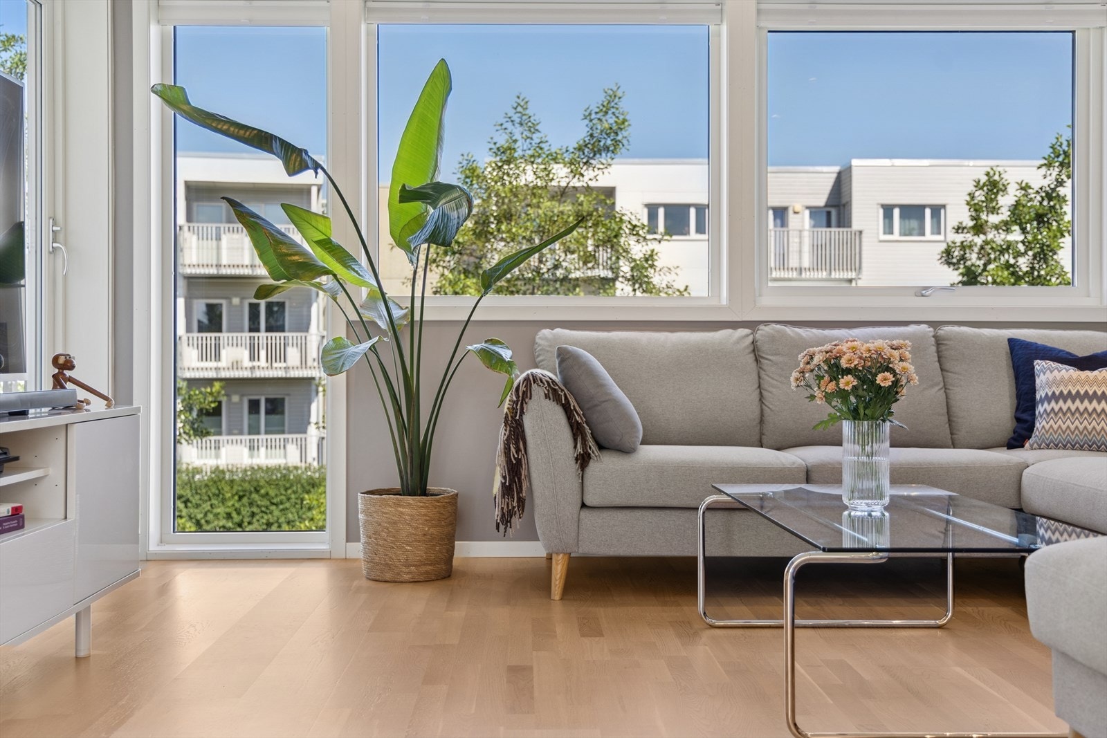 2. etg: Stue Galleribilde