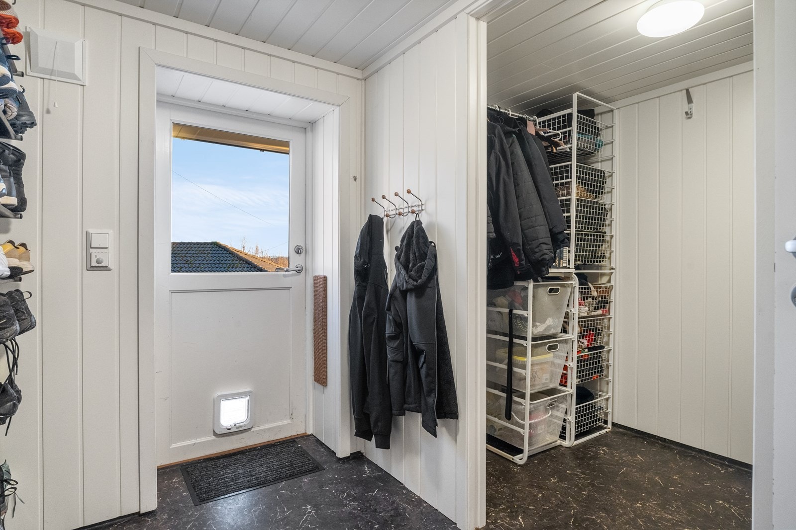 Inngang kjeller Galleribilde