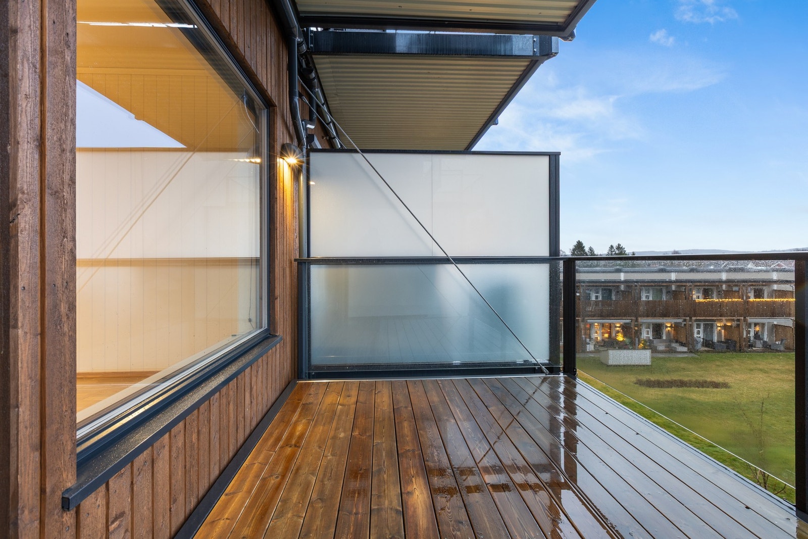 Denne uteplassen passer for sammenkomster med familie og venner. Galleribilde