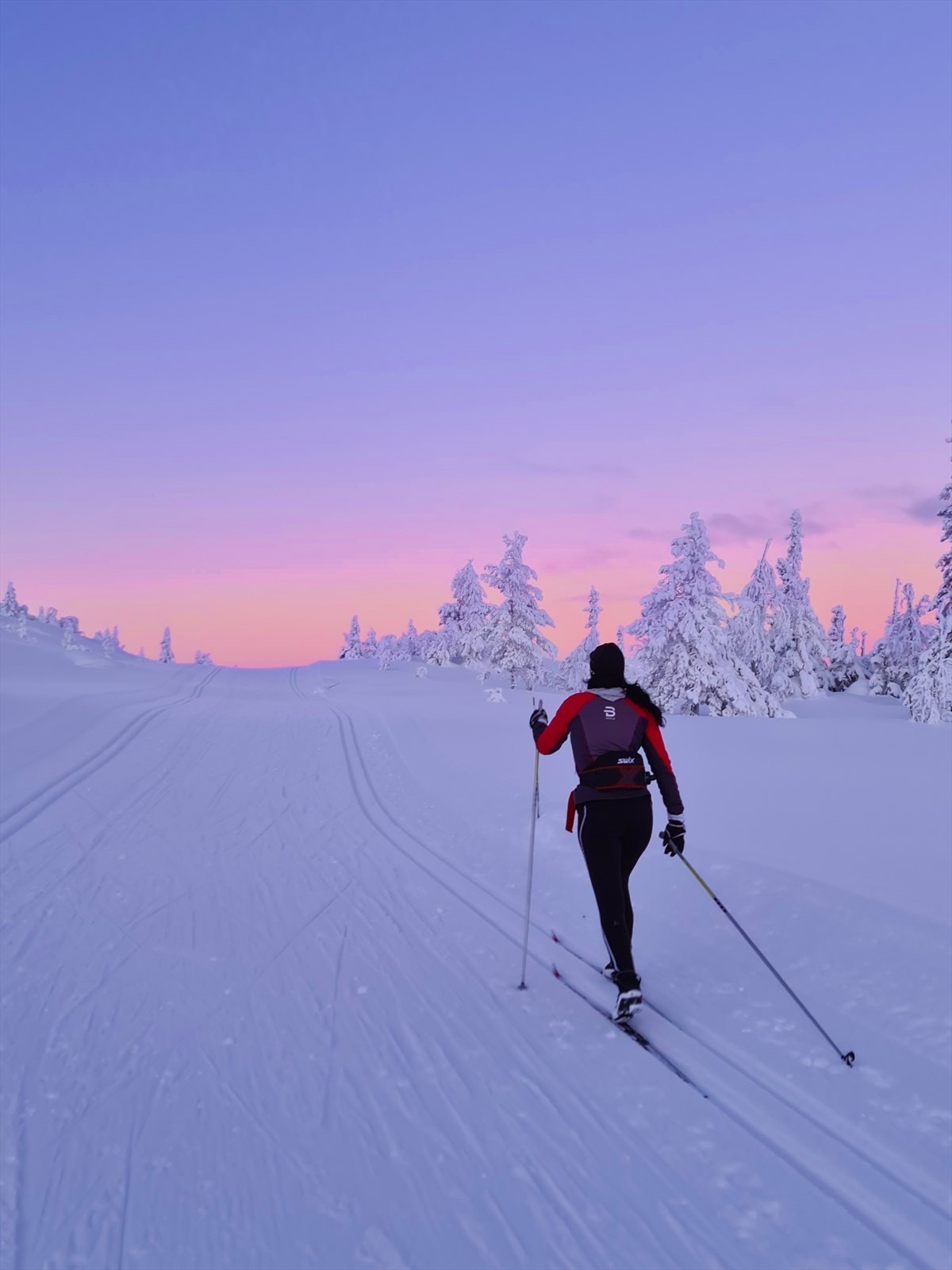 Eventyrløypa er en spektakulær langrennsopplevelse i Hallingdal - en 115 km lang tur som strekker seg fra Hemsedal til Flå, gjennom Golsfjellet og Nesbyen. Den er kjent som en av Norges vakreste og mest eventyrlige skiturer Galleribilde