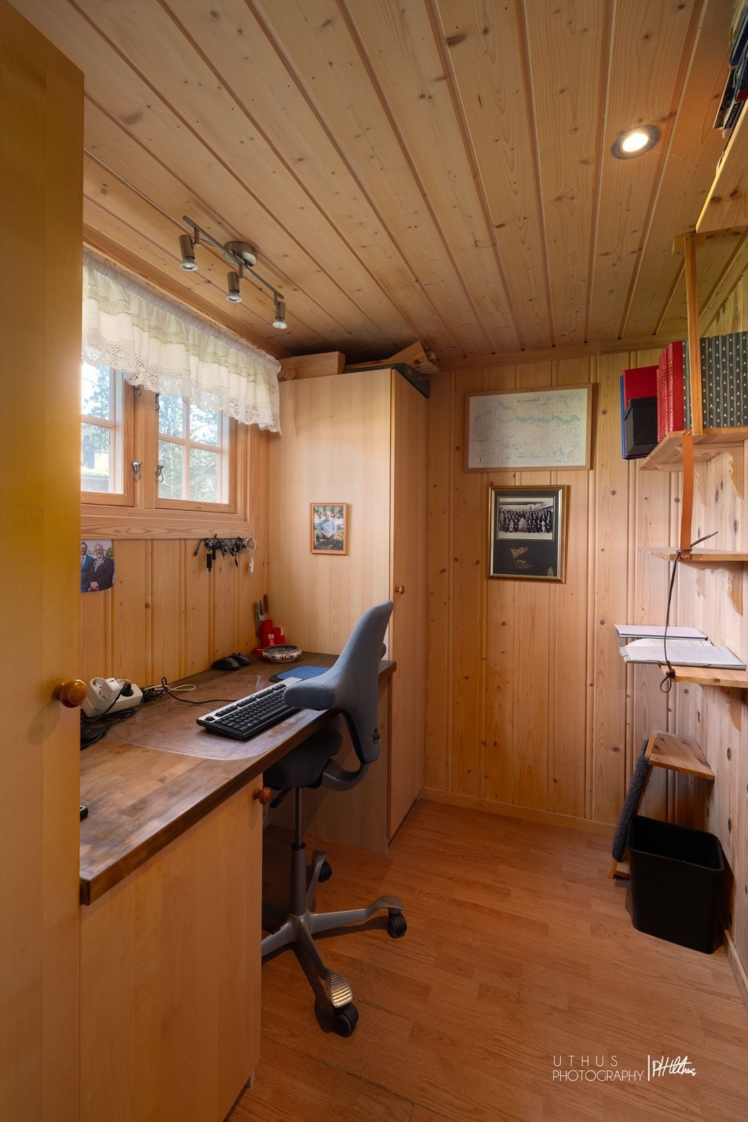 Velegnet rom til kontor/hjemmekontor Galleribilde