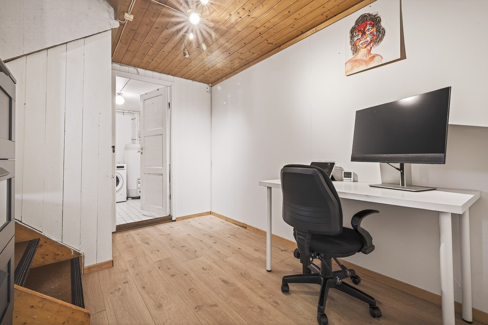 Direkte tilgang til vaskerom for praktisk hverdagshåndtering. Galleribilde