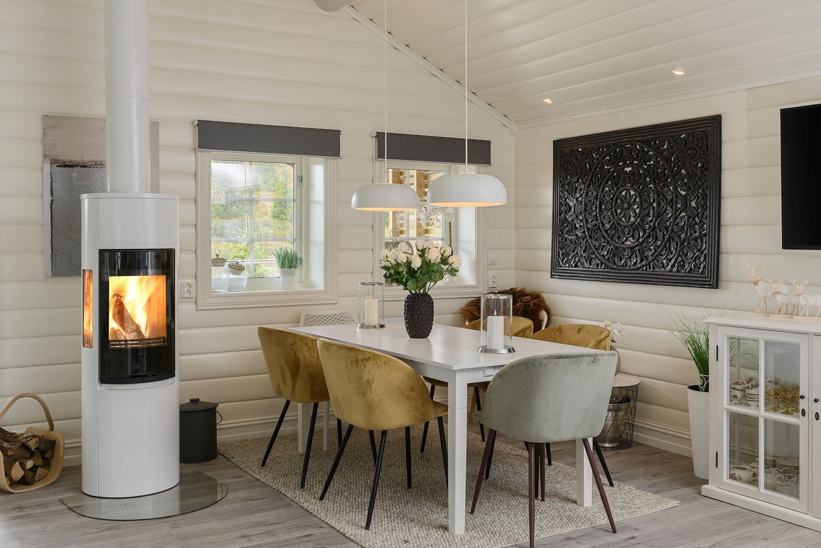 Er Sjusjøen-Pihl 840 din hyttedrøm på Sjusjøen ? Lys og tiltalende hytte i flotte og populære omgivelser. Foto: Lars Marius Bækkevold. Galleribilde