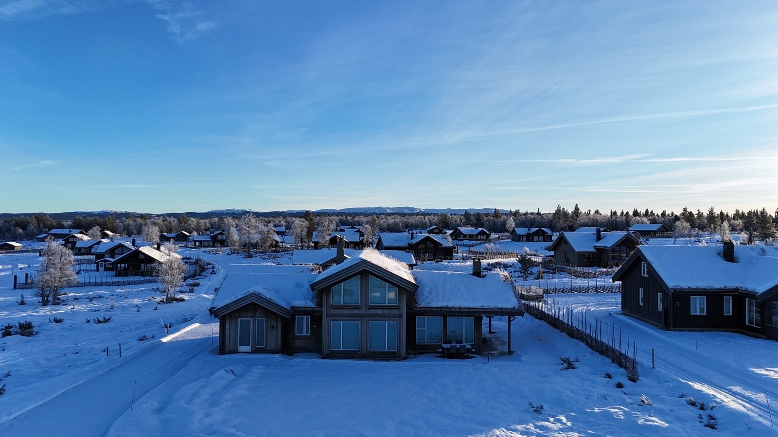 EiendomsMegler 1 Fjellmegleren har gleden av å presentere Tiurvegen 19! Galleribilde