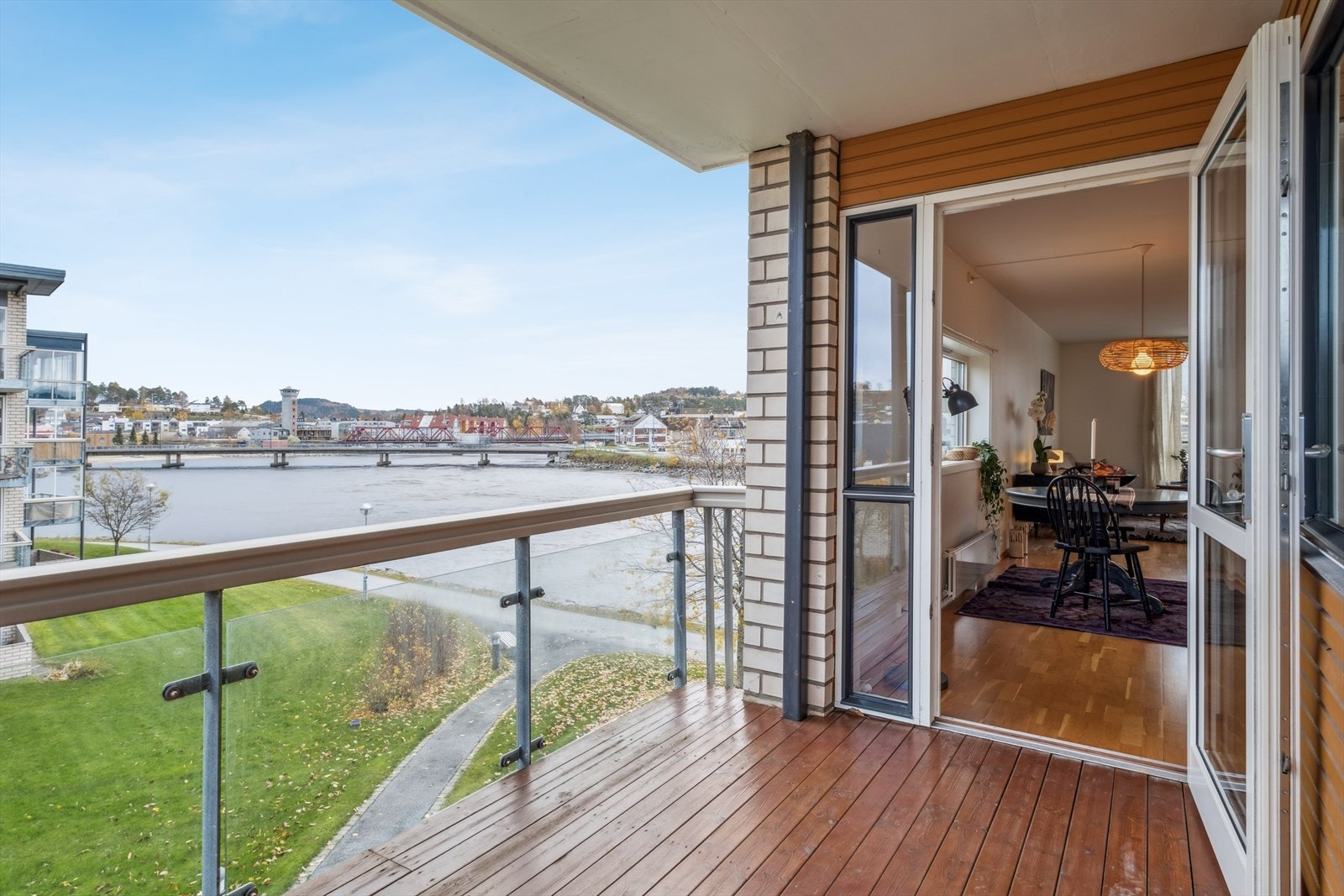 Terrasse nr 2 Galleribilde