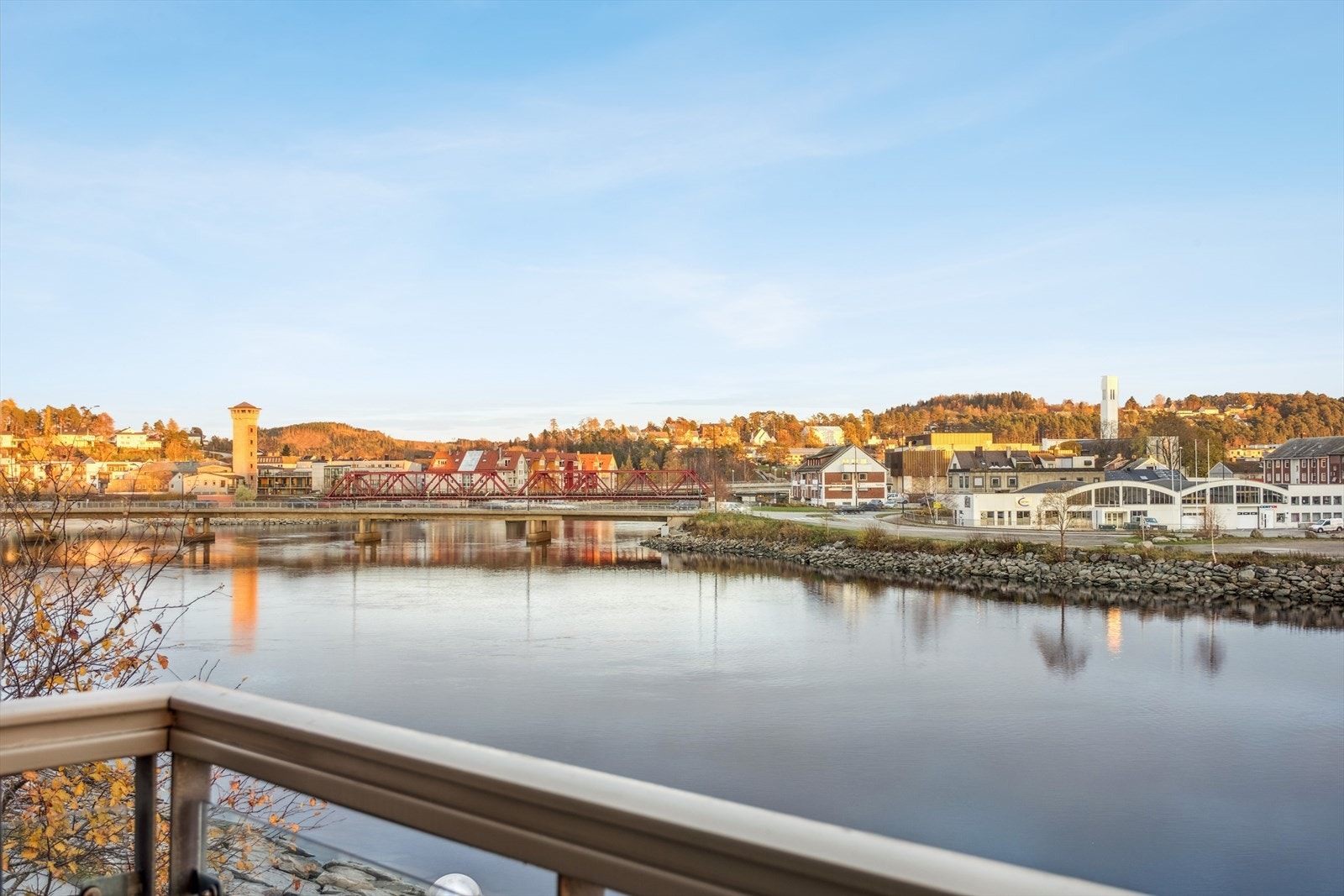 Leilighet med attraktiv beliggenhet på Elvebredden. Galleribilde