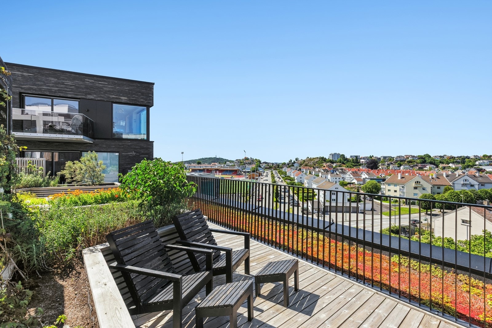 Et attraktivt sameie med flere trivelige fellesarealer og nærhet til en bredt utvalg av servicetilbud. Galleribilde